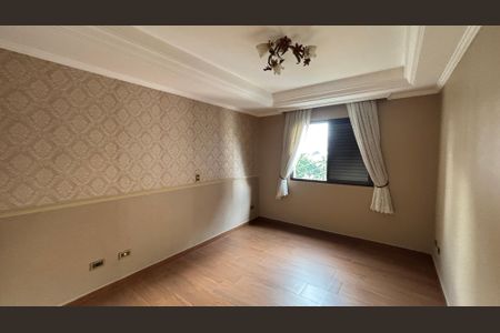 Apartamento à venda com 180m², 3 quartos e 2 vagas Apartamento à venda com 180m², 3 quartos e 2 vagasSuíte