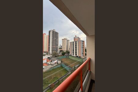 Apartamento à venda com 180m², 3 quartos e 2 vagas Apartamento à venda com 180m², 3 quartos e 2 vagasVaranda