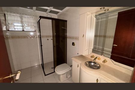 Apartamento à venda com 180m², 3 quartos e 2 vagas Apartamento à venda com 180m², 3 quartos e 2 vagasBanheiro