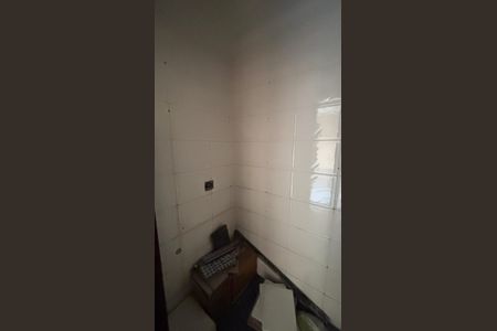 Apartamento à venda com 180m², 3 quartos e 2 vagas Apartamento à venda com 180m², 3 quartos e 2 vagasBanheiro de Serviço