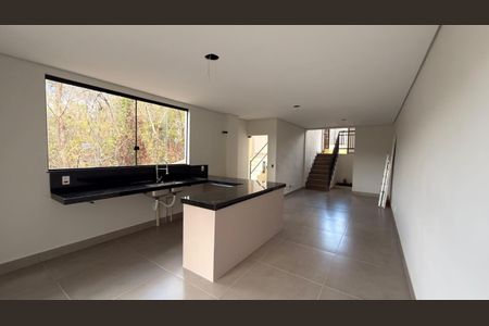 Casa à venda com 3 quartos, 133m² em Vila Rica, Lagoa Santa