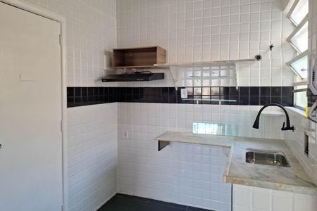 Apartamento à venda com 80m², 2 quartos e 1 vaga Apartamento à venda com 80m², 2 quartos e 1 vagaCozinha