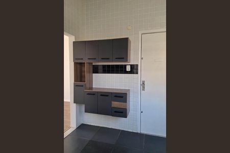 Apartamento à venda com 80m², 2 quartos e 1 vaga Apartamento à venda com 80m², 2 quartos e 1 vagaCozinha