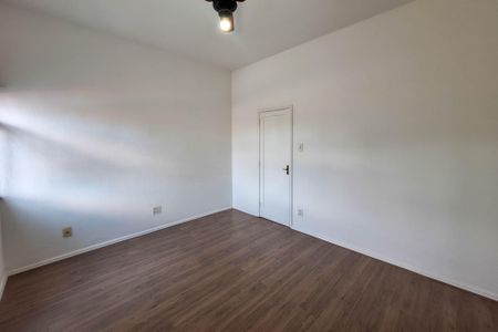 Apartamento à venda com 80m², 2 quartos e 1 vaga Apartamento à venda com 80m², 2 quartos e 1 vagaQuarto 1
