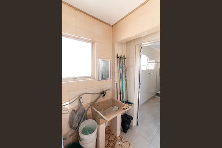 Casa à venda com 200m², 3 quartos e 1 vagaÁrea de Serviço