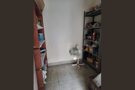 Casa à venda com 281m², 3 quartos e 2 vagas