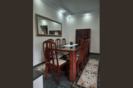 Casa à venda com 281m², 3 quartos e 2 vagas