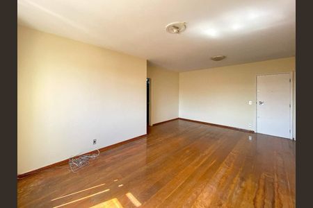 Apartamento à venda com 102m², 3 quartos e 1 vaga