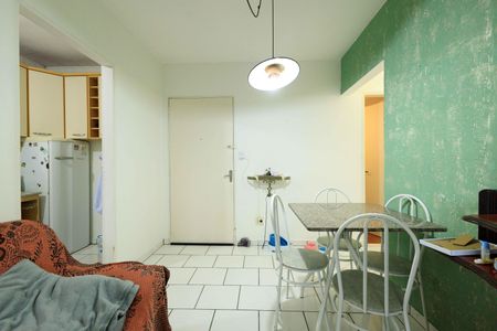 Apartamento à venda com 64m², 2 quartos e 1 vagaSala