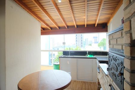 Casa de condomínio à venda com 163m², 3 quartos e 2 vagasÁrea gourmet