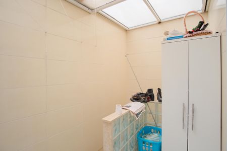 Casa de condomínio à venda com 163m², 3 quartos e 2 vagasÁrea de Serviço