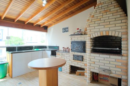 Casa de condomínio à venda com 163m², 3 quartos e 2 vagasÁrea gourmet