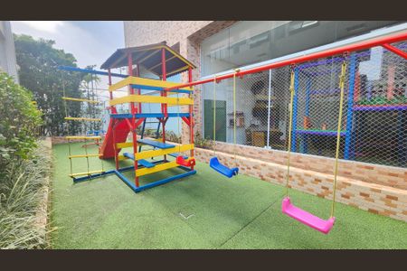 Apartamento para alugar com 167m², 3 quartos e 3 vagas Apartamento para alugar com 167m², 3 quartos e 3 vagasÁrea comum - Playground