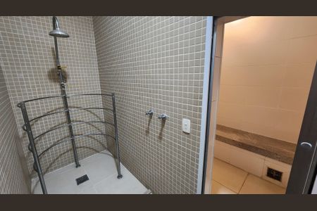 Apartamento para alugar com 167m², 3 quartos e 3 vagas Apartamento para alugar com 167m², 3 quartos e 3 vagasÁrea comum