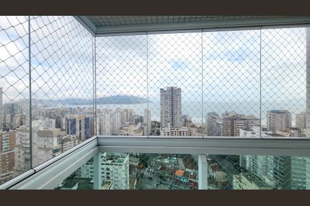 Apartamento para alugar com 167m², 3 quartos e 3 vagas Apartamento para alugar com 167m², 3 quartos e 3 vagasVista da Varanda da Suíte