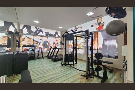Apartamento para alugar com 167m², 3 quartos e 3 vagas Apartamento para alugar com 167m², 3 quartos e 3 vagasÁrea comum - Academia