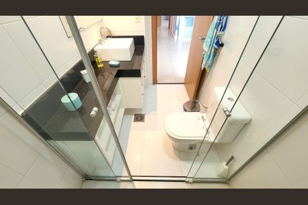 Apartamento para alugar com 167m², 3 quartos e 3 vagas Apartamento para alugar com 167m², 3 quartos e 3 vagasBanheiro da Suíte 2