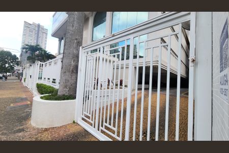 Apartamento para alugar com 167m², 3 quartos e 3 vagas Apartamento para alugar com 167m², 3 quartos e 3 vagasFachada