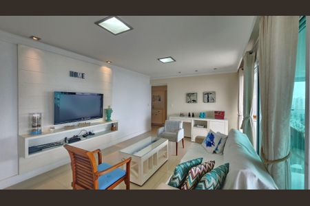 Apartamento para alugar com 167m², 3 quartos e 3 vagas Apartamento para alugar com 167m², 3 quartos e 3 vagasSala