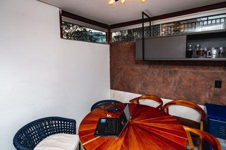 Apartamento à venda com 83m², 2 quartos e 2 vagas Apartamento à venda com 83m², 2 quartos e 2 vagasSala de Jantar