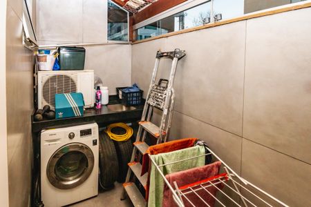 Apartamento à venda com 83m², 2 quartos e 2 vagas Apartamento à venda com 83m², 2 quartos e 2 vagasÁrea de Serviço