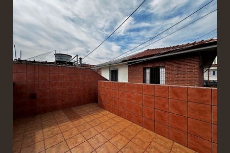 Casa à venda com 125m², 3 quartos e 2 vagas Casa à venda com 125m², 3 quartos e 2 vagasTerraço
