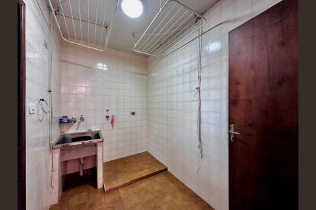 Casa à venda com 125m², 3 quartos e 2 vagas Casa à venda com 125m², 3 quartos e 2 vagasÁrea de Serviço