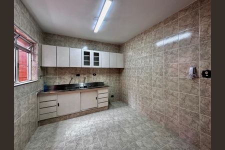 Casa à venda com 125m², 3 quartos e 2 vagas Casa à venda com 125m², 3 quartos e 2 vagasCozinha