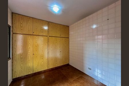 Casa à venda com 125m², 3 quartos e 2 vagas Casa à venda com 125m², 3 quartos e 2 vagasQuarto de Serviço