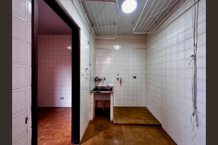 Casa à venda com 125m², 3 quartos e 2 vagas Casa à venda com 125m², 3 quartos e 2 vagasÁrea de Serviço