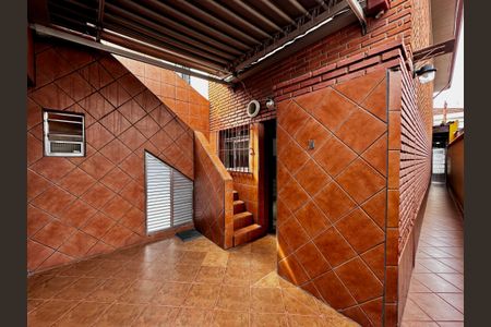 Casa à venda com 125m², 3 quartos e 2 vagas Casa à venda com 125m², 3 quartos e 2 vagasQuintal