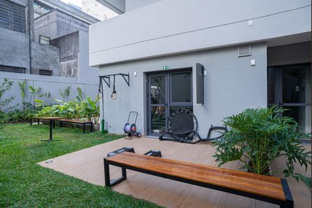 Studio à venda com 26m², 1 quarto e sem vaga Studio à venda com 26m², 1 quarto e sem vagaÁrea comum - Academia ao ar livre