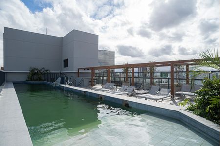 Studio à venda com 26m², 1 quarto e sem vaga Studio à venda com 26m², 1 quarto e sem vagaÁrea comum - Piscina