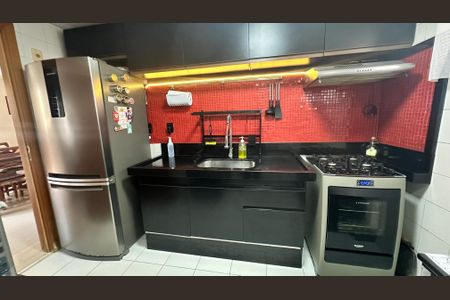 Casa de condomínio à venda com 60m², 2 quartos e 1 vagaCozinha