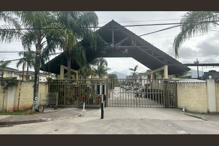 Casa de condomínio à venda com 60m², 2 quartos e 1 vagaFachada