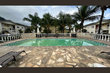 Casa de condomínio à venda com 60m², 2 quartos e 1 vagaÁrea comum