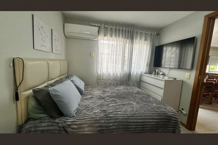 Casa de condomínio à venda com 60m², 2 quartos e 1 vagaSuíte