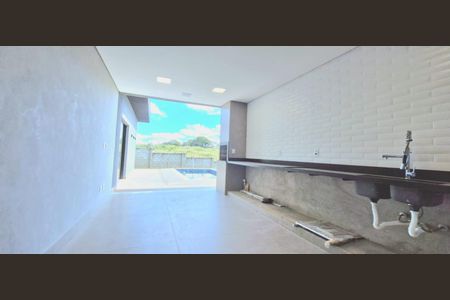 Casa de condomínio à venda com 525m², 3 quartos e 4 vagas Casa de condomínio à venda com 525m², 3 quartos e 4 vagasChurrasqueira