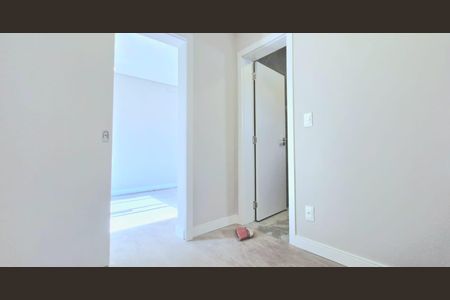 Casa de condomínio à venda com 525m², 3 quartos e 4 vagas Casa de condomínio à venda com 525m², 3 quartos e 4 vagasQuarto