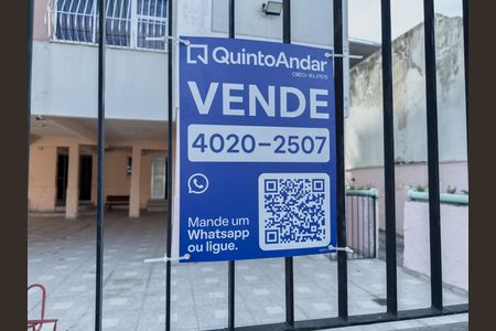Apartamento à venda com 55m², 2 quartos e sem vaga Apartamento à venda com 55m², 2 quartos e sem vagaPlaca