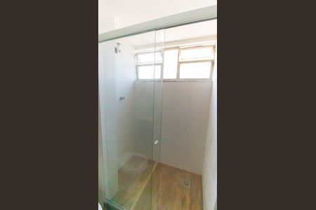 Apartamento à venda com 60m², 2 quartos e 1 vaga Apartamento à venda com 60m², 2 quartos e 1 vagaBanheiro