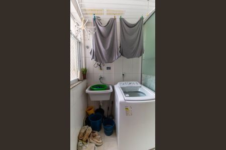 Apartamento à venda com 100m², 3 quartos e 1 vaga Apartamento à venda com 100m², 3 quartos e 1 vagaÁrea de Serviço
