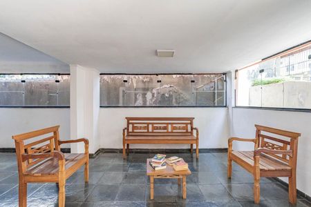 Apartamento à venda com 57m², 2 quartos e 1 vagaHall