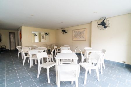 Apartamento à venda com 67m², 2 quartos e 1 vaga Apartamento à venda com 67m², 2 quartos e 1 vagaÁrea comum - Salão de festas