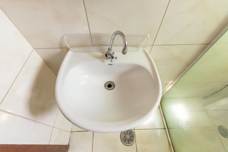 Casa à venda com 140m², 3 quartos e sem vaga Casa à venda com 140m², 3 quartos e sem vagaBanheiro