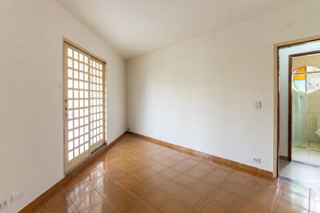 Casa à venda com 140m², 3 quartos e sem vaga Casa à venda com 140m², 3 quartos e sem vagaQuarto 1