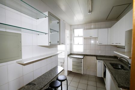 Apartamento à venda com 85m², 3 quartos e 2 vagasCozinha