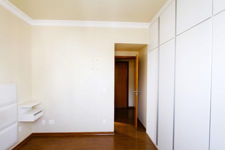 Apartamento à venda com 85m², 3 quartos e 2 vagasSuíte