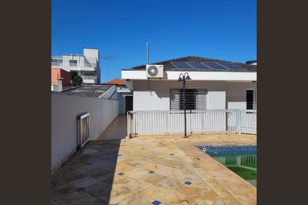 Casa à venda com 361m², 6 quartos e 5 vagas