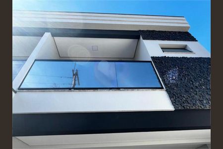 Casa à venda com 164m², 3 quartos e 4 vagas